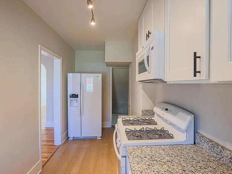 6426 Odonnell St — Photo 17