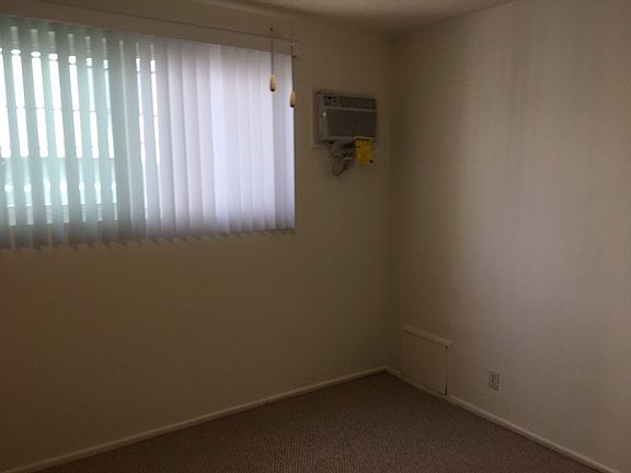 5th image of 4421 Murietta Ave APT 6