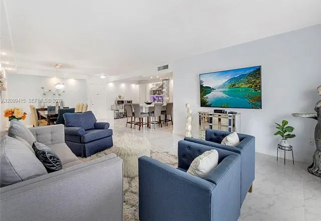 2 bed, 2.0 bath, $3,500 — Photo 2