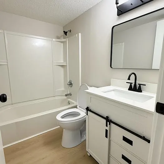 2107 Blairs Ferry Rd NE #2 — Photo 5