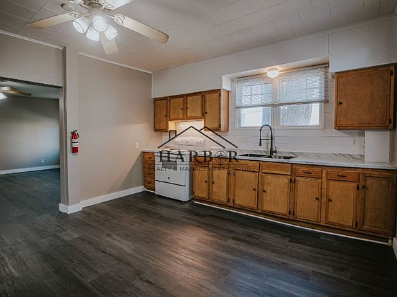 4th image of 24 W Main St #2