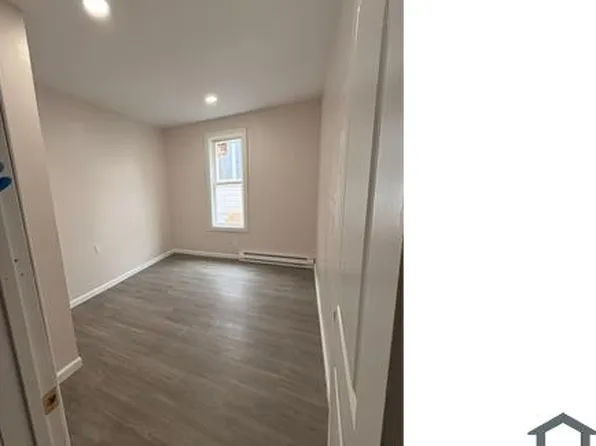 411 W Market St #1, Mahanoy City, PA 17948