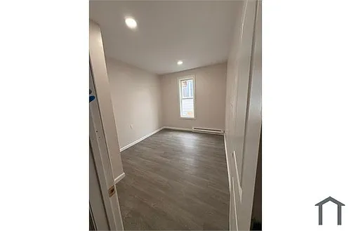 411 W Market St #1 Photo 1