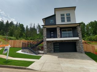 3493 Snowberry Rd, Eugene, OR 97403