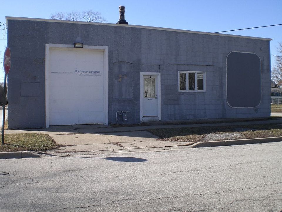 Spacious Industrial Building