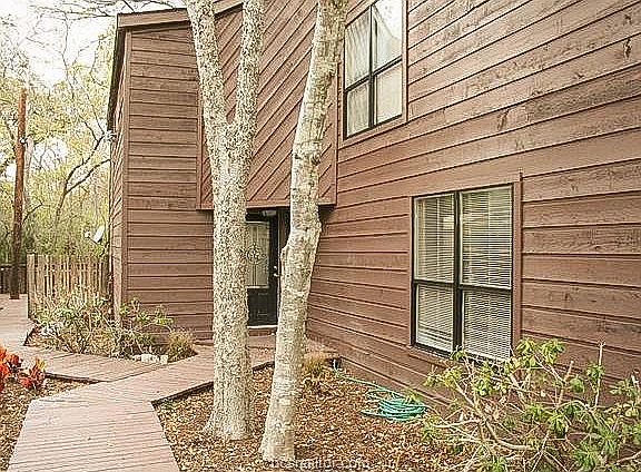 2nd image of 1603 Wolf Pen Ct