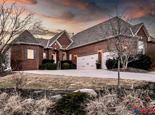 11501 Scott St, Omaha, NE 68142