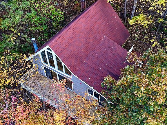 2nd image of 646 Glenwood Ln