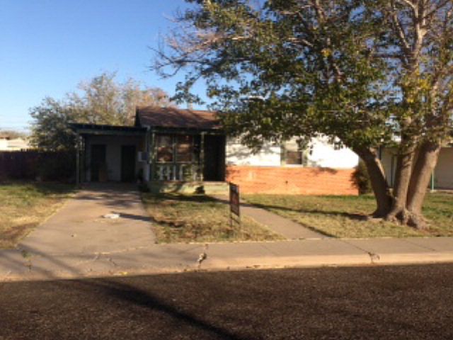 1st image of 305 Crockett St