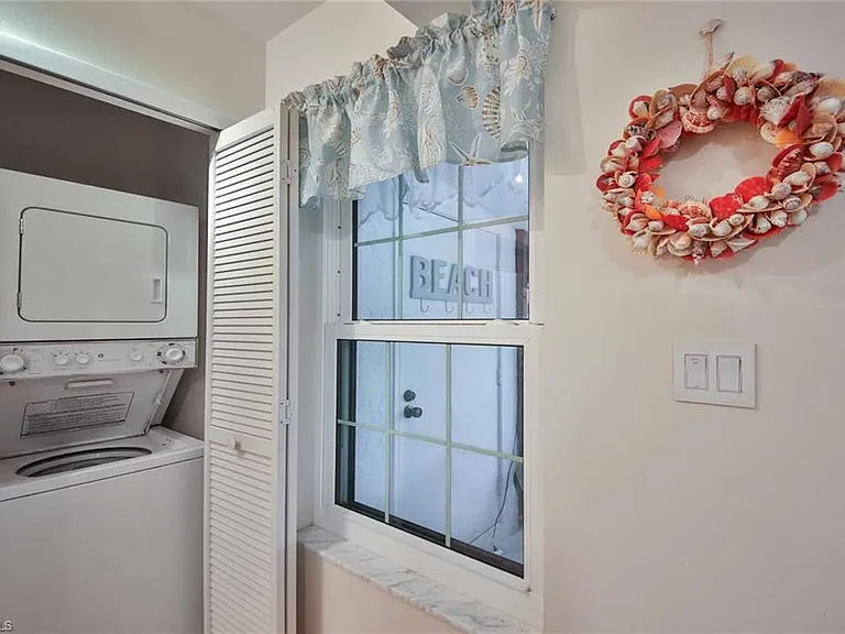 68 Marco Villas Dr #R-5 — Photo 13
