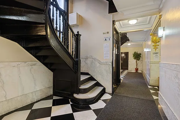 Rented by MNS | media 16