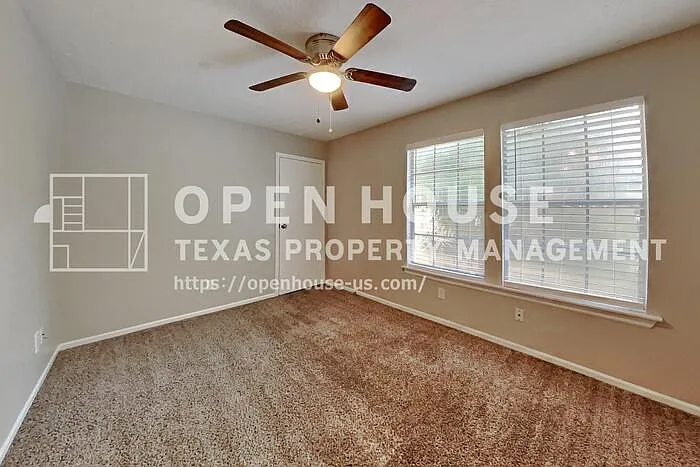 46 Berryfrost Ln — Photo 24