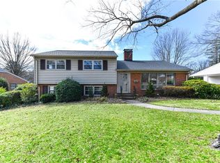 1009 Surry Dr, Greensboro, NC 27408