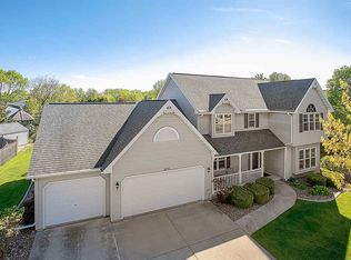 1475 Mesa Dr, Green Bay, WI 54313