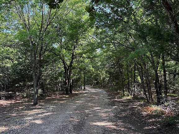 3rd image of 10231 Hide A Way Rd