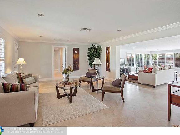 3rd image of 2632 NE 33rd St
