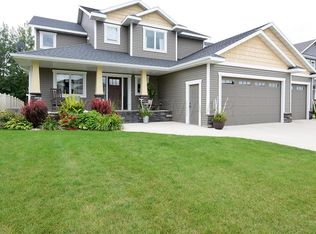 3538 Shadow Wood Ln E, West Fargo, ND 58078