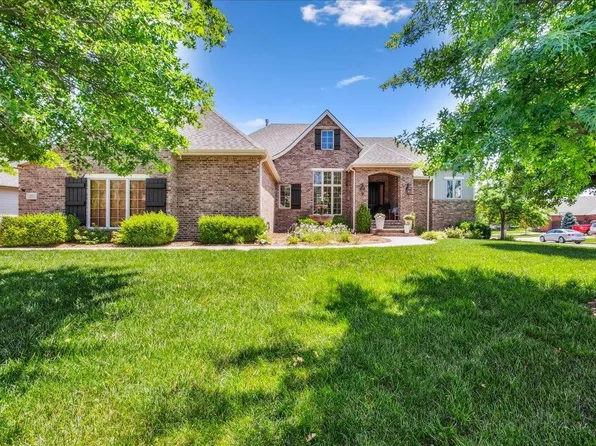 2512 N Rosemont Ct, Wichita, KS 67228