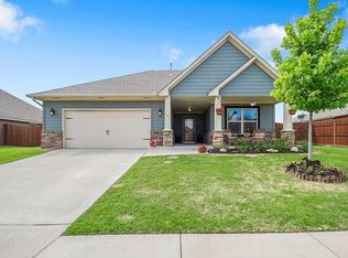 11212 NW 103rd St, Yukon, OK 73099