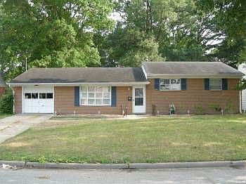 1st image of 734 Dresden Dr
