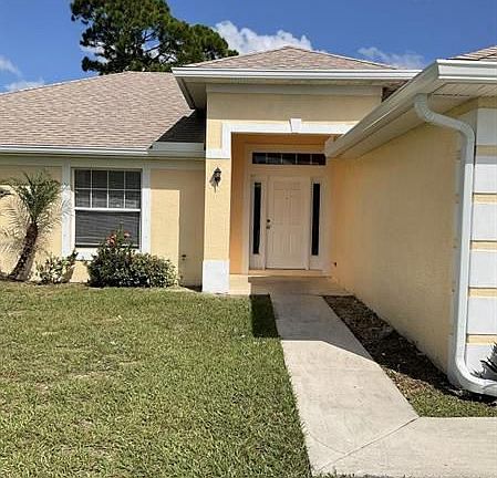 3rd image of 1029 SW Goodman Ave