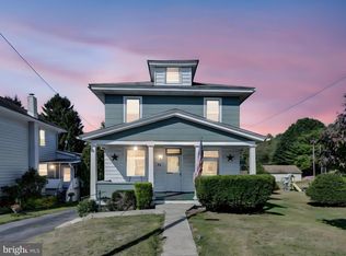 25 E Elm Ave, Barnesville, PA 18214