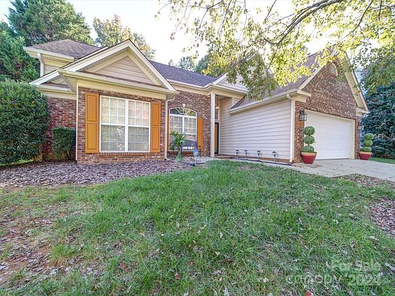 3rd image of 13123 Asheford Woods Ln