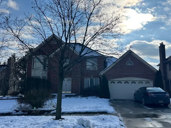 45409 Indian Creek Dr, Canton, MI 48187