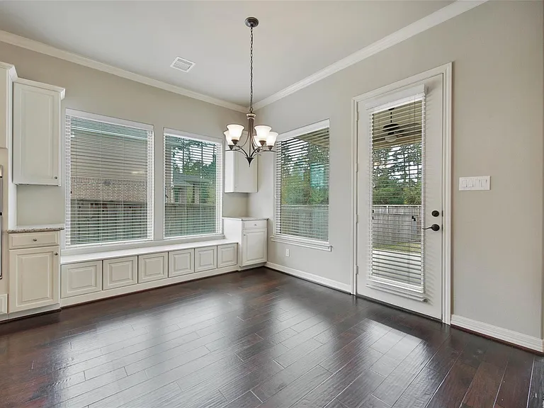 78 Hearthshire Cir — Photo 15