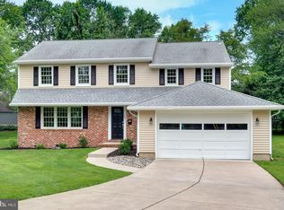 109 Somers Ct N, Moorestown, NJ 08057