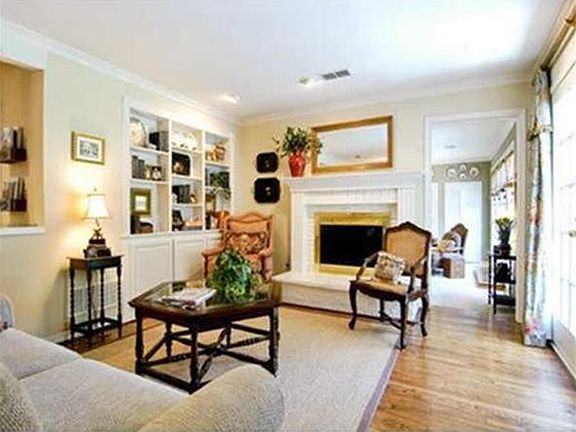 2nd image of 5877 Elderwood Dr