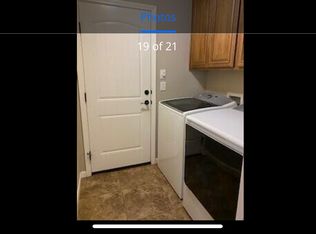 7425 Division Rd, White City, OR 97503