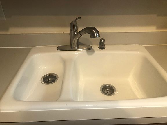 4th image of 362 Pinewood Dr #362