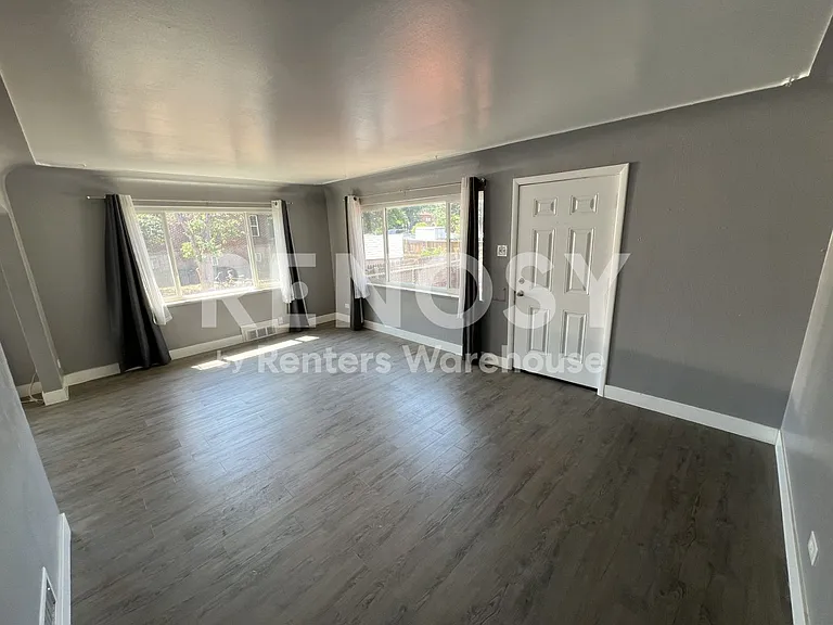 342 S Alcott St #A — Photo 3