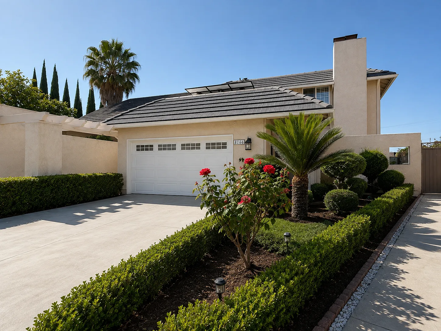 3 bed, 1855 sqft, $3,800 — Photo 1