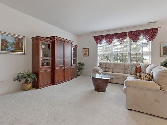 4th image of 13580 Honeysuckle Dr