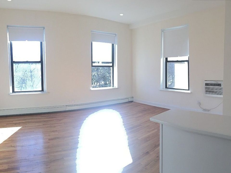 1st image of 293 Central Park W APT 5a