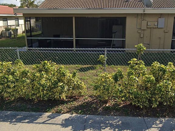 5th image of 8477 NW 23rd Mnr Unit W