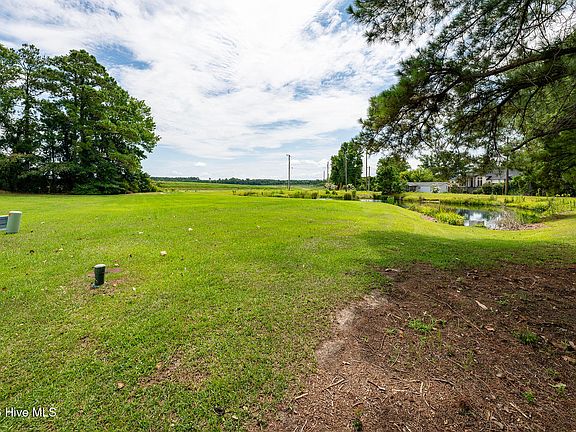 3rd image of 218 Shoreview Drive