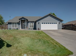 976 Jessica Ct, Eagle Pt, OR 97524
