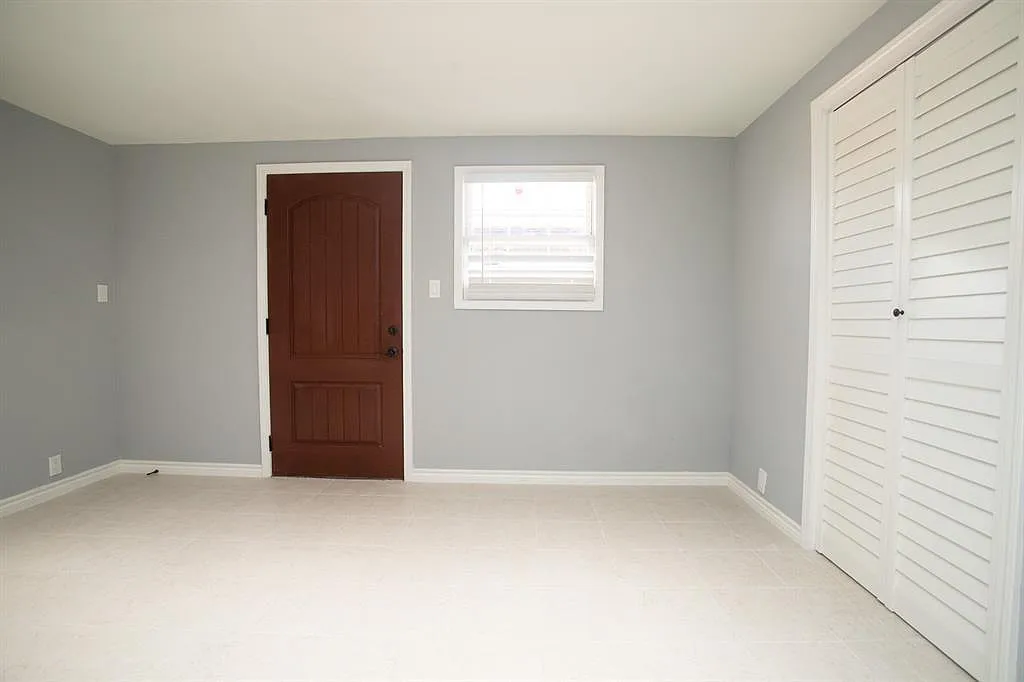 3 bed, 2.5 bath, 1790 sqft, $2,100 — Photo 3