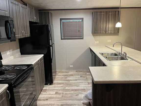4th image of 490 Private Road 6420 #35
