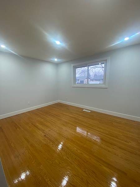 Kitchener Apartment for rent - 3 Bedrooms — photo 13