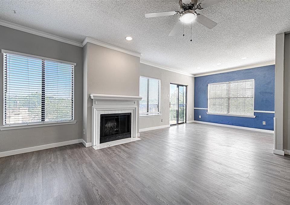 1st image of 8750 Park Ln #30