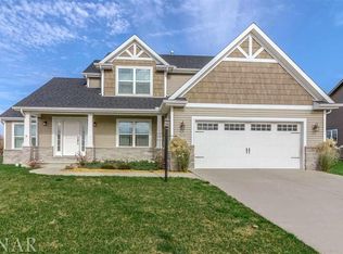 208 Marsh Hawk Dr, Le Roy, IL 61752