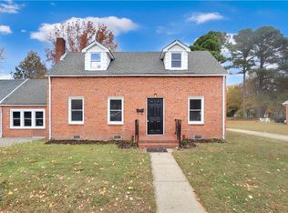 7 E Lewis Rd, Hampton, VA 23666