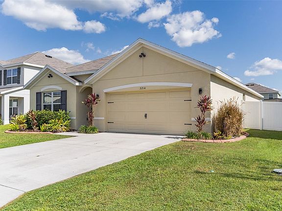 3rd image of 3214 Golden Dewdrop Ln