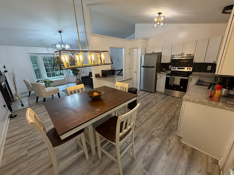 6811 Sawmill Cir #2 — Photo 2