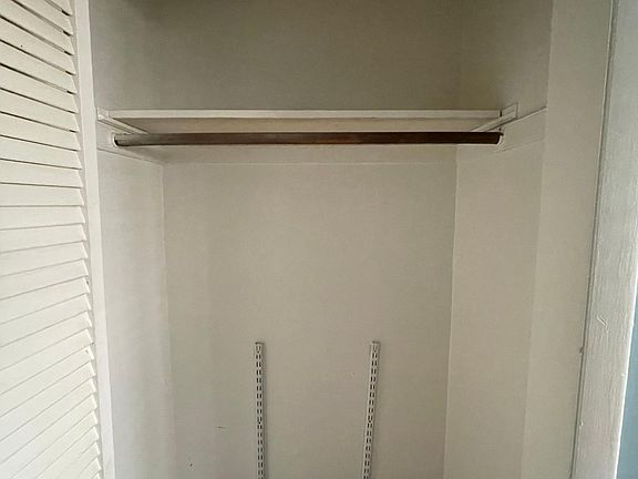 4th image of 2132 N Harlem Ave APT 5