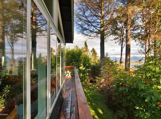 1349 Bay Ave, Homer, AK 99603